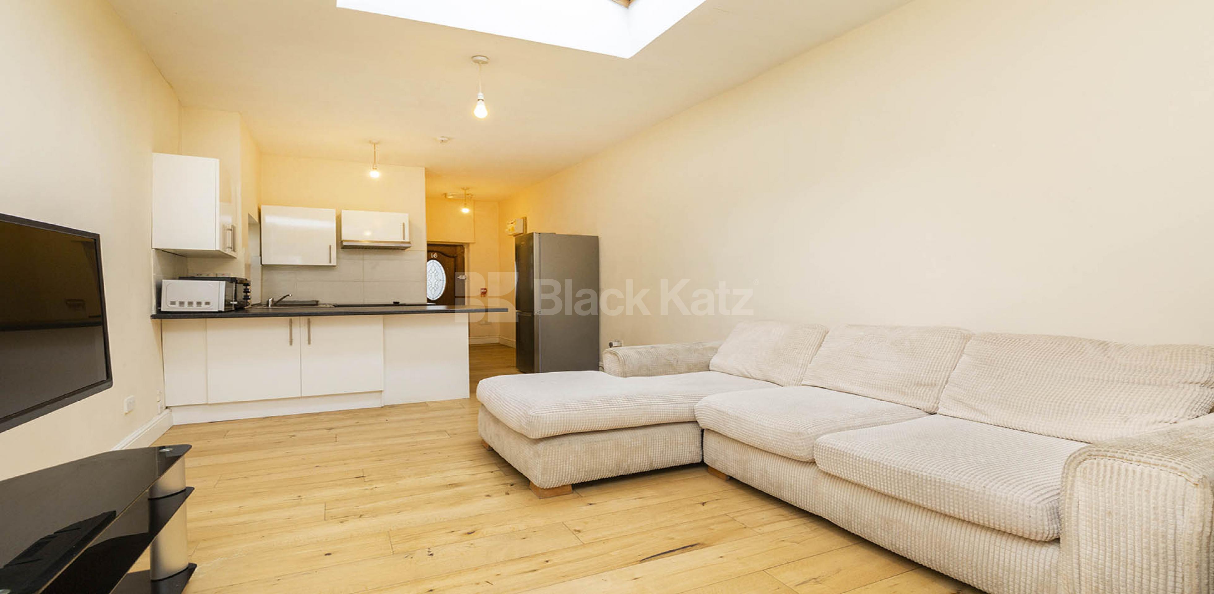 Large studio flat located within a gated development High Street , Hornsey  N8